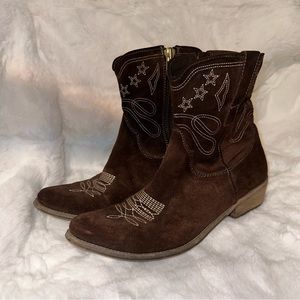 Nine West Jolisa Western Ankle Booties